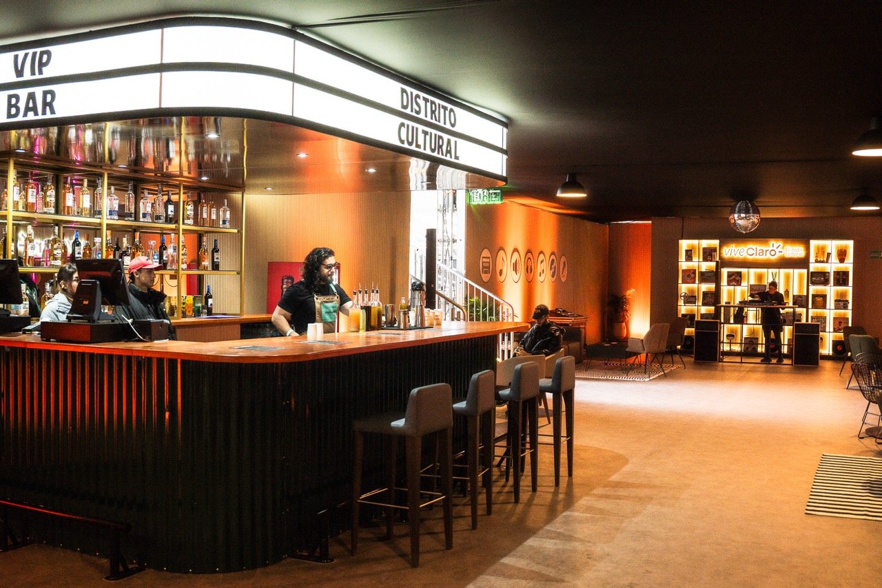 CREATIVIDAD & DIRECCIÓN DE ARTE - Imagen 2